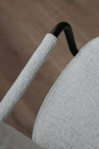 De fauteuil die meer doet dan zitten- hoe een uniek design jouw ruimte persoonlijk maakt