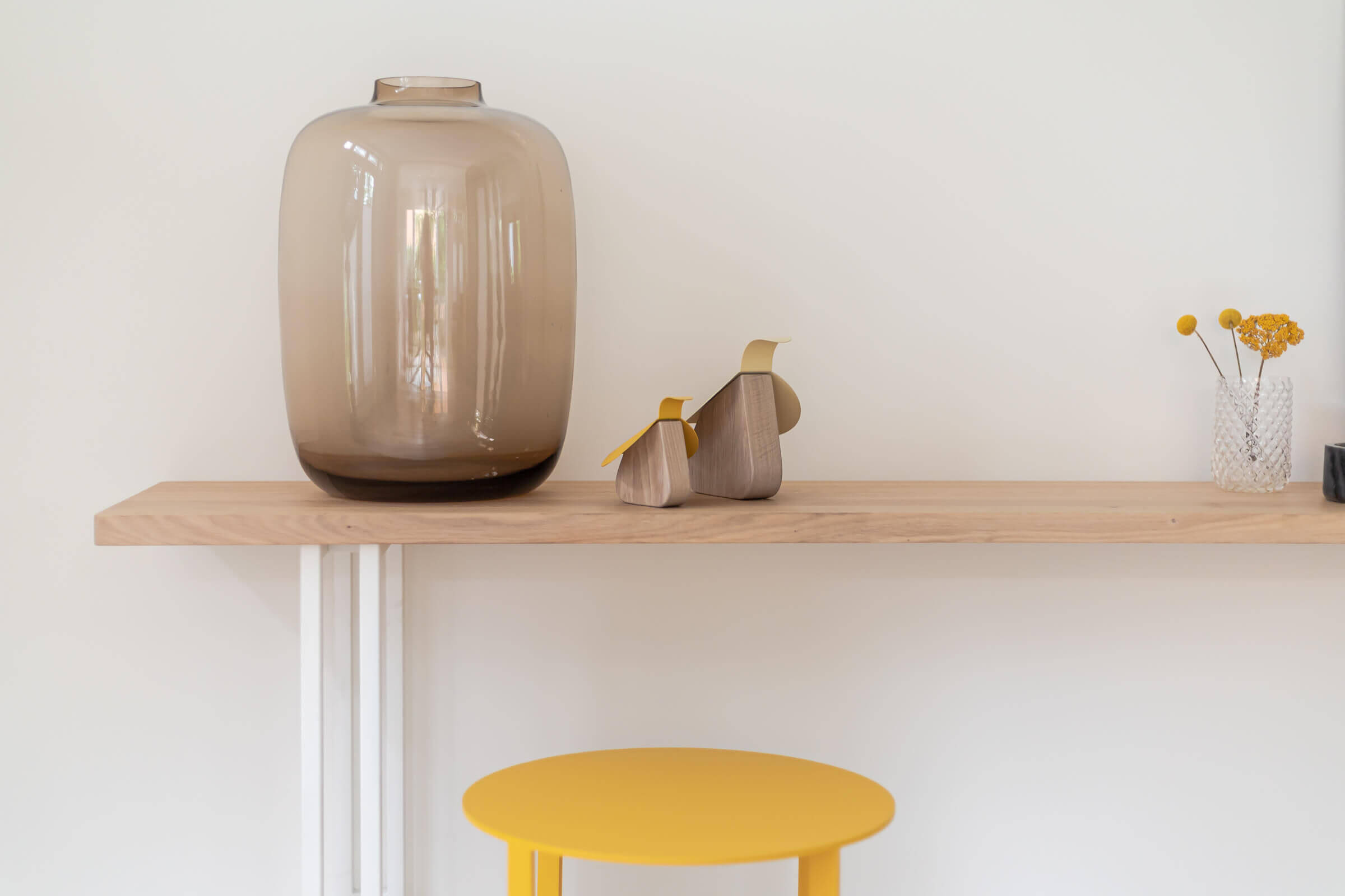 Salontafels onder schuine daken- slimme oplossingen voor zolderkamers