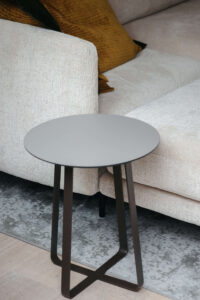 Modulariteit in bijzettafels- flexibele oplossingen voor kleine ruimtes