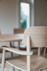 Slow design- waarom wij bewust fast furniture links laten liggen 01 (1)