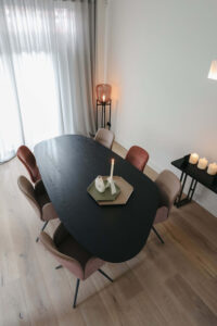 Waarom knippatronen bepalen of een eettafel visueel rustig of onrustig oogt