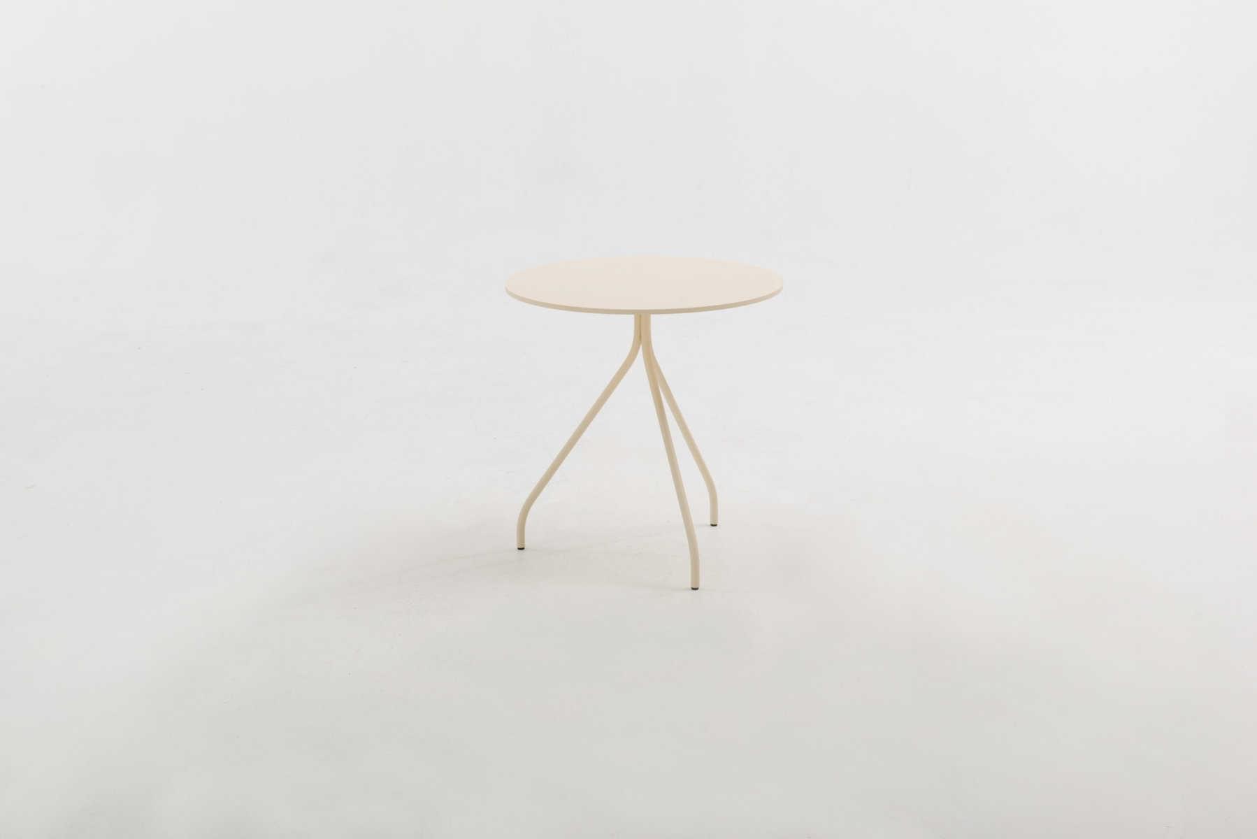Swing_RAL1015 light ivory_45x61cm